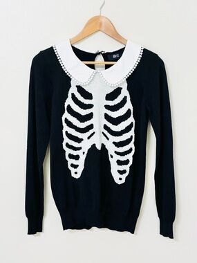 NWT Iron Fist Ribcage Skeleton Sweater Black White Peter Pan Collar Goth Size M